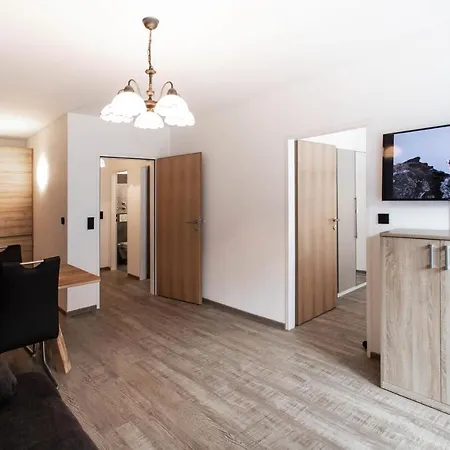 Tauernfex Appartement *